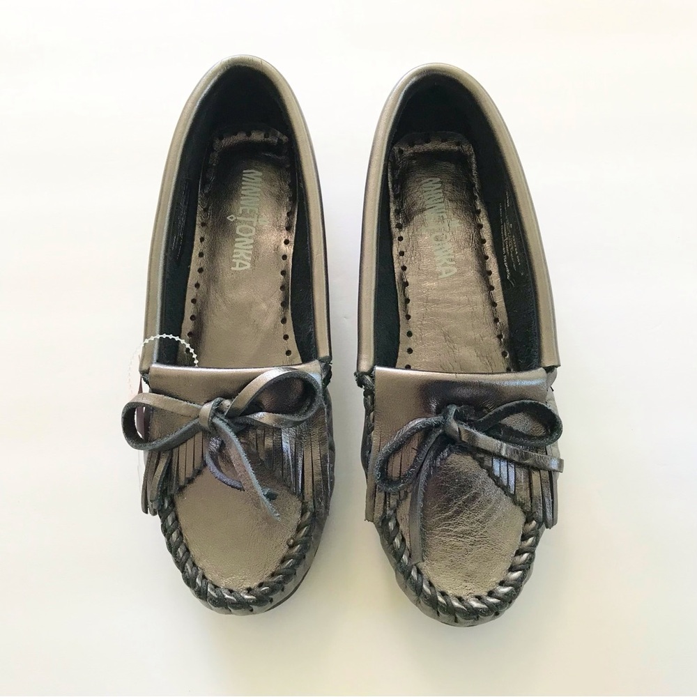 ✴️Minnetonka Gunmetal Silver Metallic Leather Kitty SlipOn Moccasin,Sz6, NEW